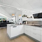 Eisa - 75m From The Sea By Interhome Holiday home